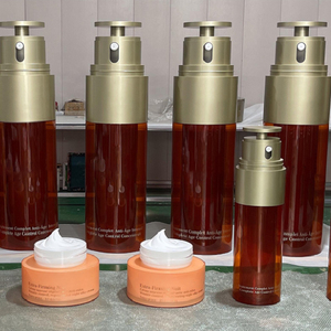Grands accessoires de présentation personnalisés pour les produits de soin de la peau et les flacons de maquillage - Product Image 4