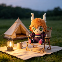 Peluche personnalisée OEM à faible MOQ, personnage d'anime cornu, assis, avec tenue amovible, Kawaii, figurine humanoïde de collection