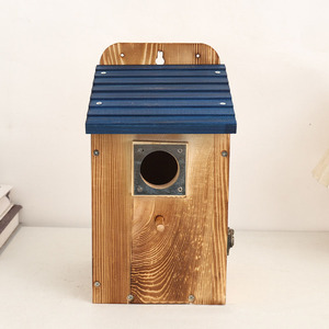 Nichoir en bois à toit bleu pour oiseaux, mangeoire suspendue pour oiseaux d'extérieur, à suspendre à un arbre dans le jardin - Product Image 3