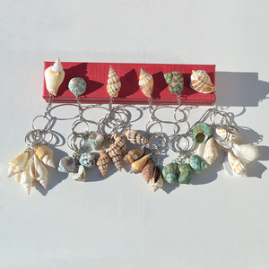 Porte-clés Coquillage Mignon, Cadeau Artisanal, Petit Présent, Nacre Naturelle, Thème Océan, Breloque de Sac, Porte-clés - Product Image 2