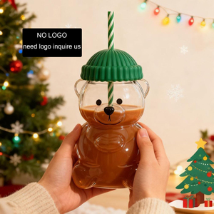 Copo de Vidro com Design de Urso Fofo Sem Logo 20oz com Canudo Reutilizável e Tampa Copo Viral para Café Gelado e Smoothie para Casa e Escritório - Product Image 2