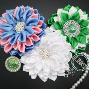 Di alta qualità Jack e Jill greco Sorority raso strato di vari colori petalo fiore spilla Pin - Product Image 4