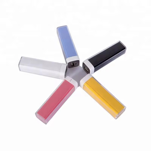Cargador Portátil para Celular, Batería Externa de Buena Calidad y Económica, Diseño Cuadrado Tipo Lápiz Labial, 3000-4000mAh - Product Image 2