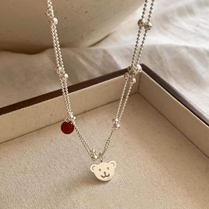 Collar con colgante de oso de doble capa de plata de ley S925 con ágata roja para mujer, joyería elegante para regalo - Product Image 1