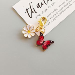 Cross-border Hot-selling Alloy Colorful Chrysanthemum Butterfly Pendant Keychain Bag Pendant <b>Light</b> Small Items Stock Wholesale - Product Image 4