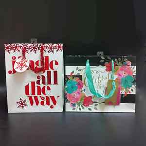 SP3014 Christmas <b>Gift</b> Paper Bags Come With Greeting Cards and Handles of Various Materials - Product Image 5