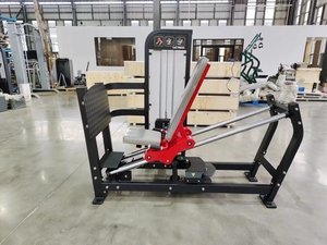 Allenamento Muscolare delle Gambe e Leg Curl Realizzati da un <span class=keywords><strong>Istruttore</strong></span> <span class=keywords><strong>Fitness</strong></span> in Palestra con Piastre Sospese. - Product Image 3