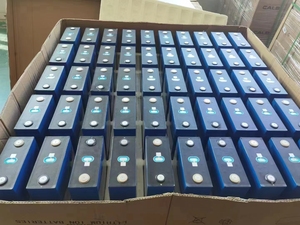 12V Lifepo4 batterijcel met Lfpo4 320 32S Lfp 100A Smart BMS 8S12 28 Lipo4 Call 100Ah voor lithium batterijen 12V 280Ah - Product Image 5