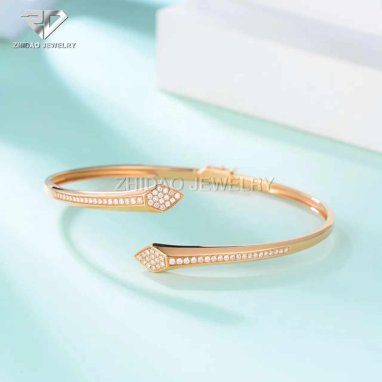 Mode Nieuwe Hete Fijne Sieraden Pure 18K Gouden Sieraden Tweekoppige Slangenarmband Mode Cadeau Op Maat Sieraden