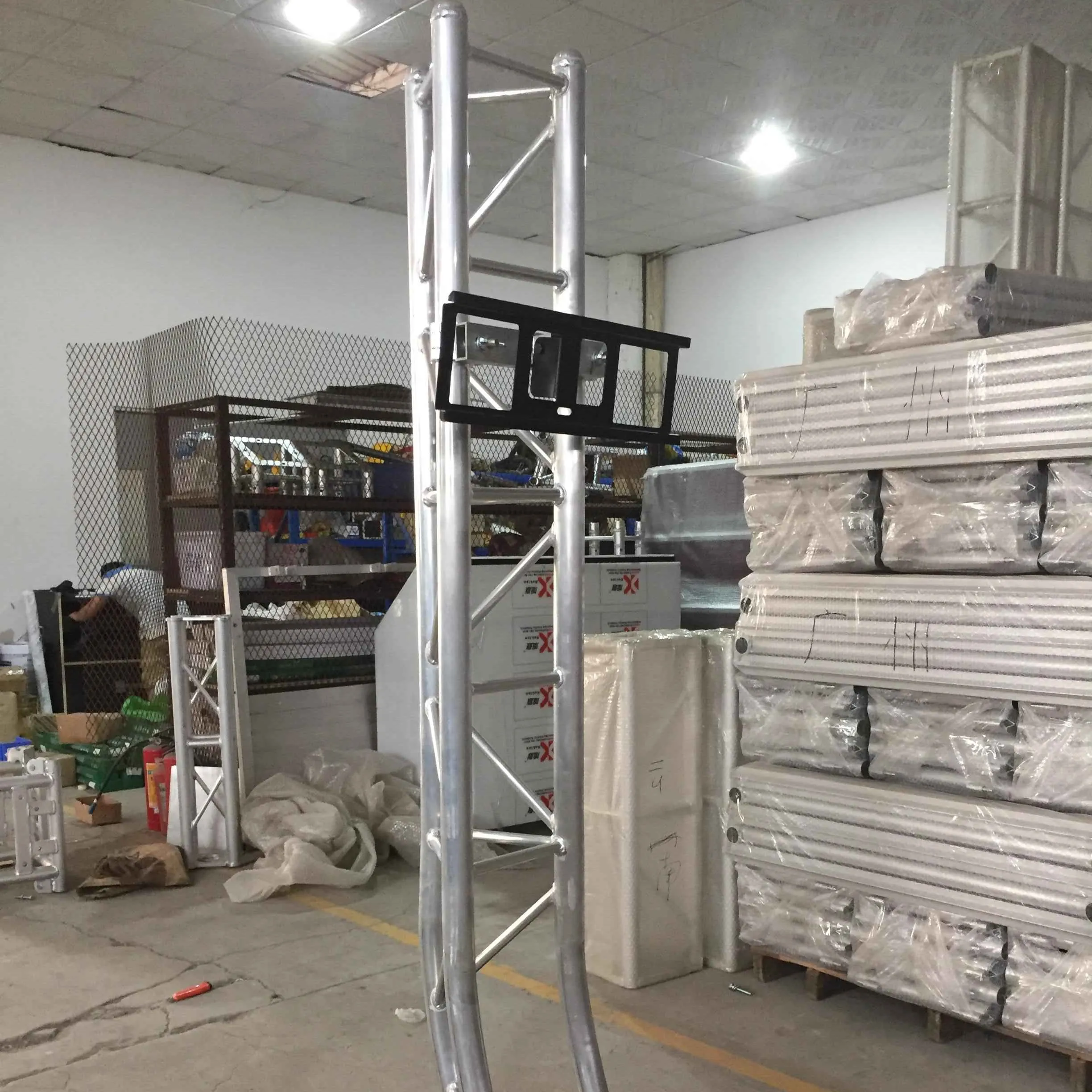 2020 TV mounted shelf truss stand factory
