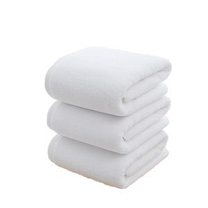 Ensemble d'essuie-mains en coton blanc doux avec logo personnalisé Serviettes de bain tissées de couleur unie pour hôtels Vente en gros Fourniture d'usine - Product Image 4