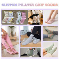 Chaussettes de yoga organiques antidérapantes personnalisé pour le sport et le fitness Chaussettes de sport brodées avec poignée