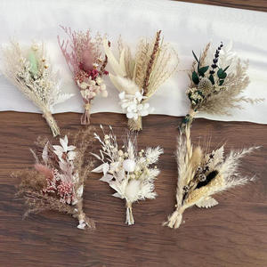 Bouquets de Pampas Bohème en Promotion – Personnalisables, en Roseaux et Fleurs Séchées pour Décoration et Arrangements - Product Image 2