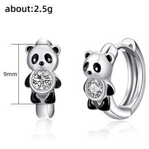Orecchino a clip a forma di panda da donna, accessorio per l'orecchio alla moda con stile animale carino per tutti i giorni - Product Image 4