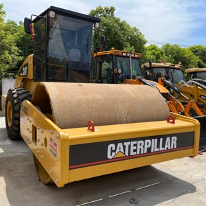 Used CAT 683E CS-683E Vibratory Roller Gasoline Engine 2020 Model Japan Origin Strong Compaction Ready Stock Low Hours - Product Image 2