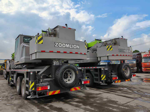 รถเครนติดรถบรรทุก ZOOMLION ZTC350H รุ่นดั้งเดิม บูมห้าตอน ความสูงยกสูงสุด 60 เมตร สำหรับงานก่อสร้าง - Product Image 6