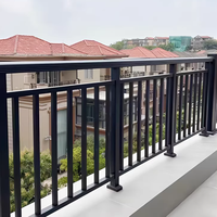 Rampe de balcon verticale moderne en alliage d'aluminium brossé anti-corrosion, élégante, pour extérieur