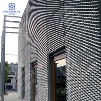 Panneau de façade en métal expansé en aluminium thermolaqué pour projets de revêtement mural architectural extérieur