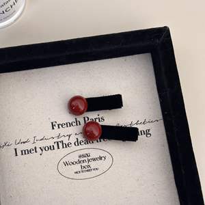 Pinza para el pelo de <span class=keywords><strong>mujer</strong></span> estilo coreano, hecha a mano, con perlas rojas y concha, suave, linda y dulce, con borde de flecos flocados, accesorios para el <span class=keywords><strong>cabello</strong></span>, novedad - Product Image 3