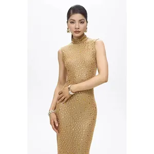 Vestido Maxi Dorado con Adornos de Malla - Product Image 5