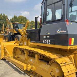 Topadora de Orugas <span class=keywords><strong>Shantui</strong></span> <span class=keywords><strong>SD13</strong></span> Usada Original de Marca China, 130HP, Alta Eficiencia, Modelo 2023, Motor de 118kW con Bomba, en Venta - Product Image 3