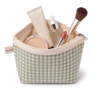 Trousse de Maquillage Trapèze en Toile à Carreaux Vichy Sauge et Blanc avec Fermeture Éclair, Logo Personnalisé, OEM ODM, Voyage, Vente en Gros - Product Image 1