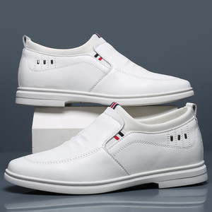 Baskets en cuir blanches pour hommes à enfiler, talon compensé dissimulé, chaussures décontractées d'affaires, couleur unie, origine Wenzhou - Product Image 1