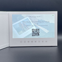 Carte-cadeau en papier de nouvelle conception avec écran LCD pour le marketing Carte de brochure vidéo verte de 7 pouces
