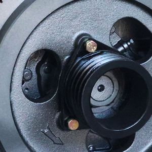 รถแทรกเตอร์ดีเซลคุณภาพสูง กำลังสูง 28 แรงม้า รุ่น ZS1125 ระบายความร้อนด้วยน้ำ สูบเดียว สตาร์ทไฟฟ้า - Product Image 4