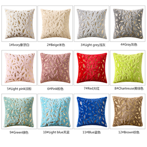 <span class=keywords><strong>Funda</strong></span> de almohada decorativa de Navidad, <span class=keywords><strong>funda</strong></span> de cojín con estampado de <span class=keywords><strong>plumas</strong></span> doradas suaves, de lujo, gran oferta, Festival - Product Image 3