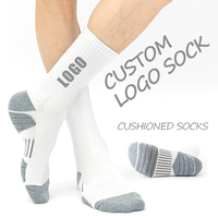 FREE DESIGN & MOCKUP Chaussettes d'athlétisme Crew de haute qualité Design personnalisé Chaussettes de basket-ball avec logo personnalisé Chaussettes de sport pour hommes