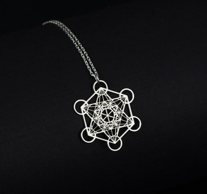 Kalung liontin kubus Metatron trendi perhiasan geometri Kudus berlapis emas & perak dengan hadiah Spiritual bentuk segi enam - Product Image 2