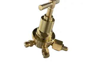 黄铜体单级高流量双表乙炔氧气压力气体调节器