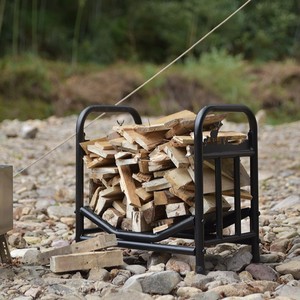 Support à bois de chauffage portable d'extérieur en métal noir rectangulaire à 1 niveau, rangement polyvalent pour cuisine, salon et extérieur - Product Image 1
