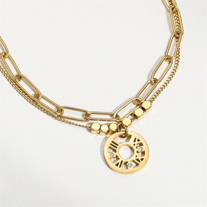 Pulseras de Cadena de Acero Inoxidable de Moda para Mujer, Pulsera con Dijes de Números Romanos Chapados en Oro - Product Image 2