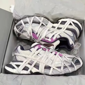 Zapatillas Deportivas Retro de Alta Calidad 3XL para Parejas, Antideslizantes, Cómodas, Transpirables, con Correa de Tela y Cordones, para Todas las Temporadas - Product Image 3