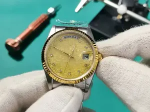 Montre mécanique haut de gamme 2025 pour hommes avec calendrier bicolore et gravure au diamant pour hommes d'affaires - Product Image 4