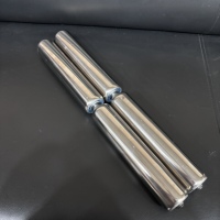 Rouleaux, pignons et tambours en acier inoxydable galvanisé pour lignes de production, disponibles sur mesure.