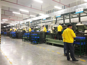 Pièces de camion européennes robustes <span class=keywords><strong>Accessoires</strong></span> de porte de carrosserie <span class=keywords><strong>ACTROS</strong></span> <span class=keywords><strong>MP4</strong></span> Arocs, serrure de porte 9607200813 A9607200813 câble Bowden, serrure de porte - Product Image 5