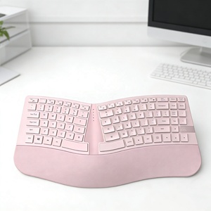 Teclado Ergonómico de Alta Gama con Reposamuñecas de Cuero, 84 Teclas, Inalámbrico 2.4G RF+BT, Carga Tipo-C, Distribución de Teclado Personalizable - Product Image 5