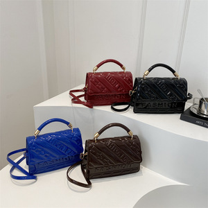 Nuova Borsa a Tracolla Monospalla 2025 dal <span class=keywords><strong>Design</strong></span> Elegante <span class=keywords><strong>e</strong></span> alla <span class=keywords><strong>Moda</strong></span>, Stile Occidentale, Tinta Unita, Fresca <span class=keywords><strong>e</strong></span> Portatile, con Texture Distintiva - Product Image 1