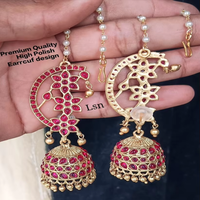 Manchettes d'oreille tendance plaquées or, style Kundan, ornées de motifs Paisley, avec ensemble Jhumka, par des exportateurs indiens