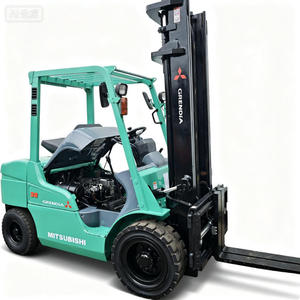 Chariot élévateur diesel Mitsubishi FD30NT d'occasion en stock, moteur S4S d'origine, 3 tonnes, 4300 kg, 0-2000 heures, chariot de levage d'entrepôt, CE - Product Image 1