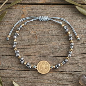 Bracelet médaille de Saint Benoît Go2boho, cordon réglable à perles facettées grises, bracelet chrétien - Product Image 3