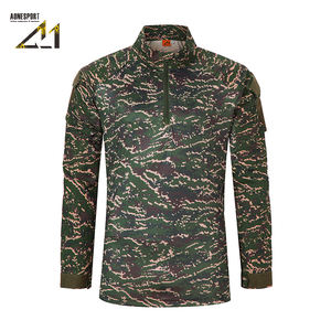 Chemise à demi-zip camouflage safari pour homme, tricotée, extensible, séchage rapide, style tactique brodé, équipement de randonnée et de camping en plein air - Product Image 1