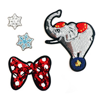 Appliques de réparation Anime, motifs floraux à paillettes, à coudre/à repasser pour vestes, jeans, chapeaux, chaussettes, en résine brodée