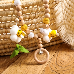 Jouet suspendu pour poussette bébé en bois, hochet, attache-tétine, écologique, bois/coton, design personnalisé - Product Image 5