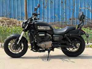 Moto Naked Moderne QJMOTOR Chase <span class=keywords><strong>300S</strong></span> 300cc - Product Image 4