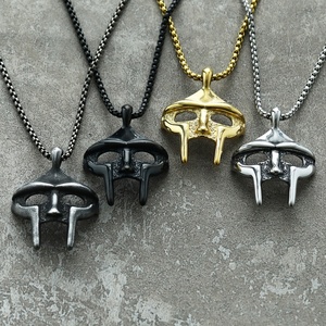 Collar con Colgante de Casco Espartano de Acero Inoxidable 316L para Hombre, Guerrero Vikingo, Acabado Antiguo en Oro, Plata y Negro, Joyería Gótica - Product Image 1