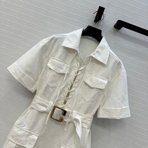 S-L थोक ग्रीष्मकालीन सरल रेट्रो बहुमुखी पोशाक के साथ एक कॉलर और क्रॉस ड्रॉस्ट्रिंग कार्गो शैली डबल पॉकेट डेनिम पोशाक - Product Image 4